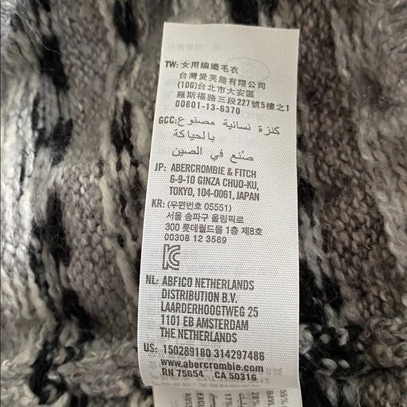 Abercrombie & Fitch Nordic Fair Isle Norwegian pattern knit  mock / roll neck S - Picture 13 of 16